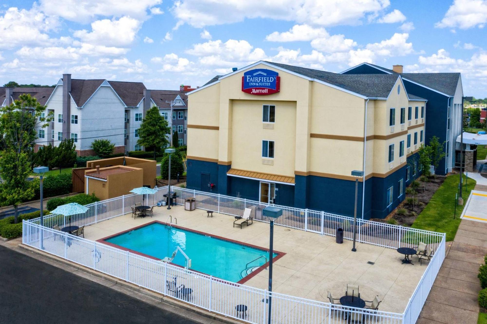 Fairfield Inn & Suites Memphis Саутавен Экстерьер фото